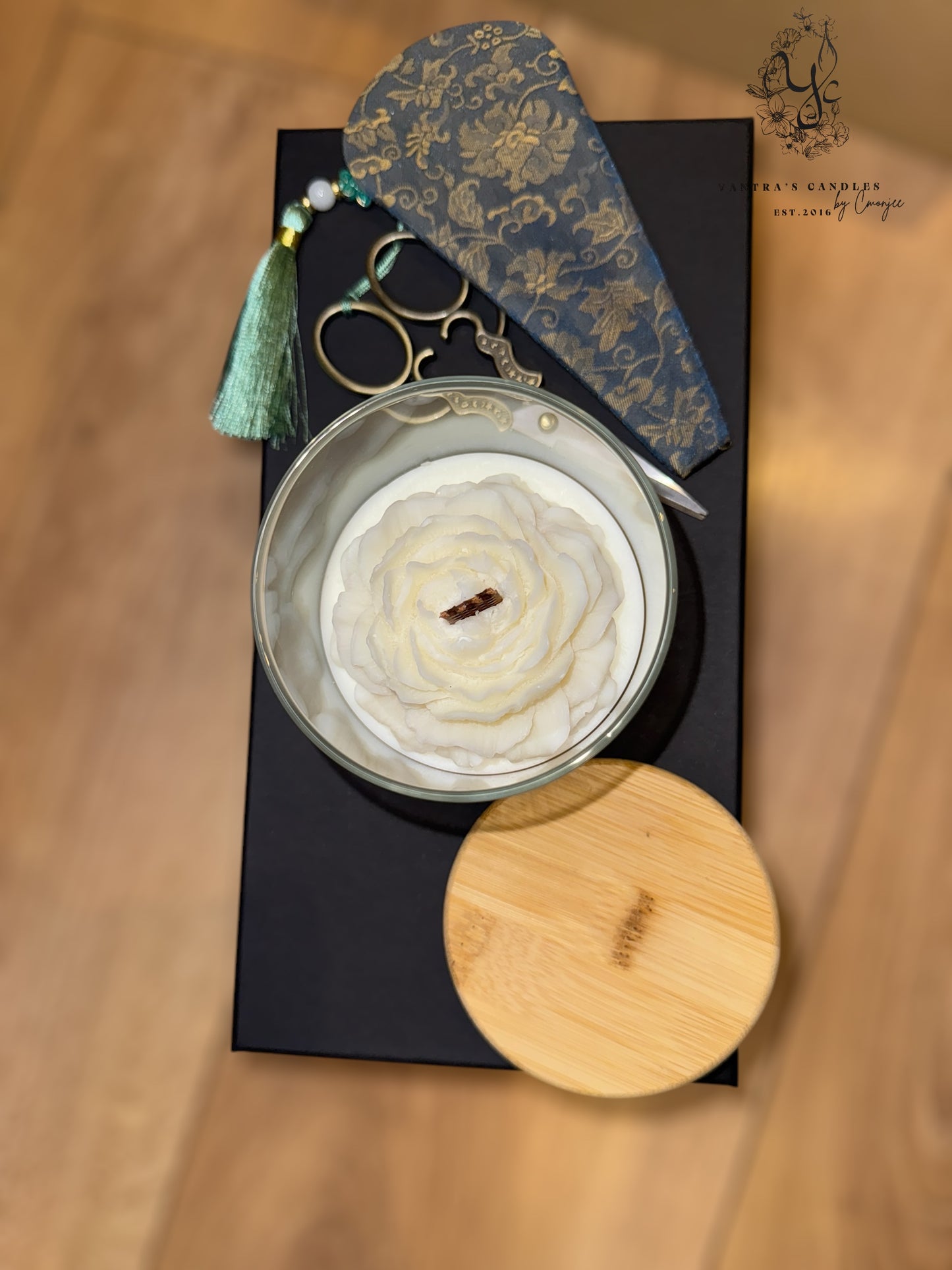 Lumânare decorativă ” Blooming” - Flori de cireș & Bujori