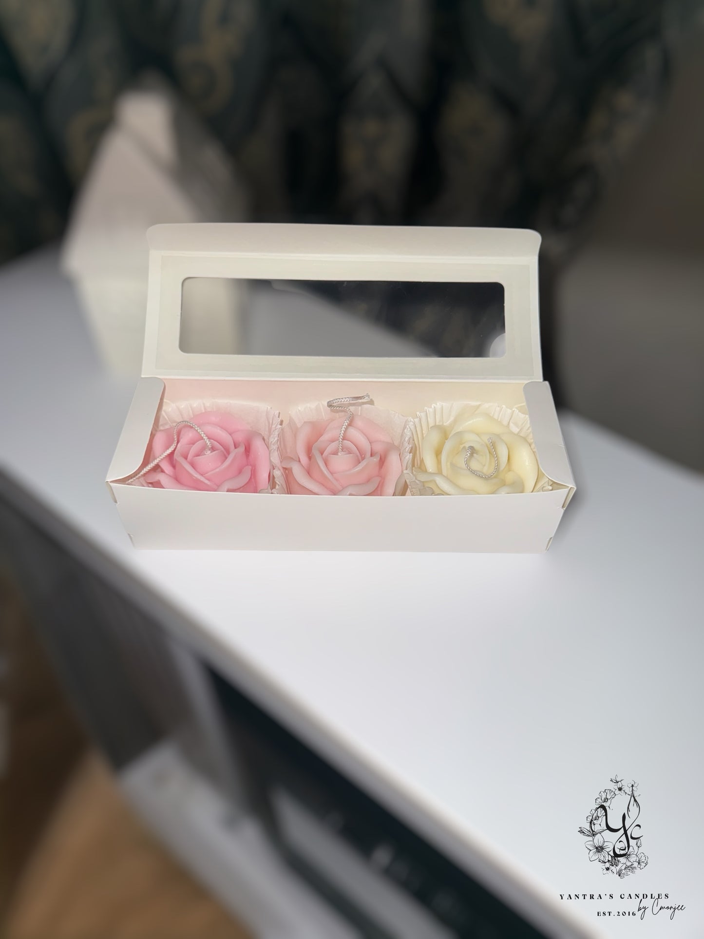 Cutie cadou ” Touch of a Rose”